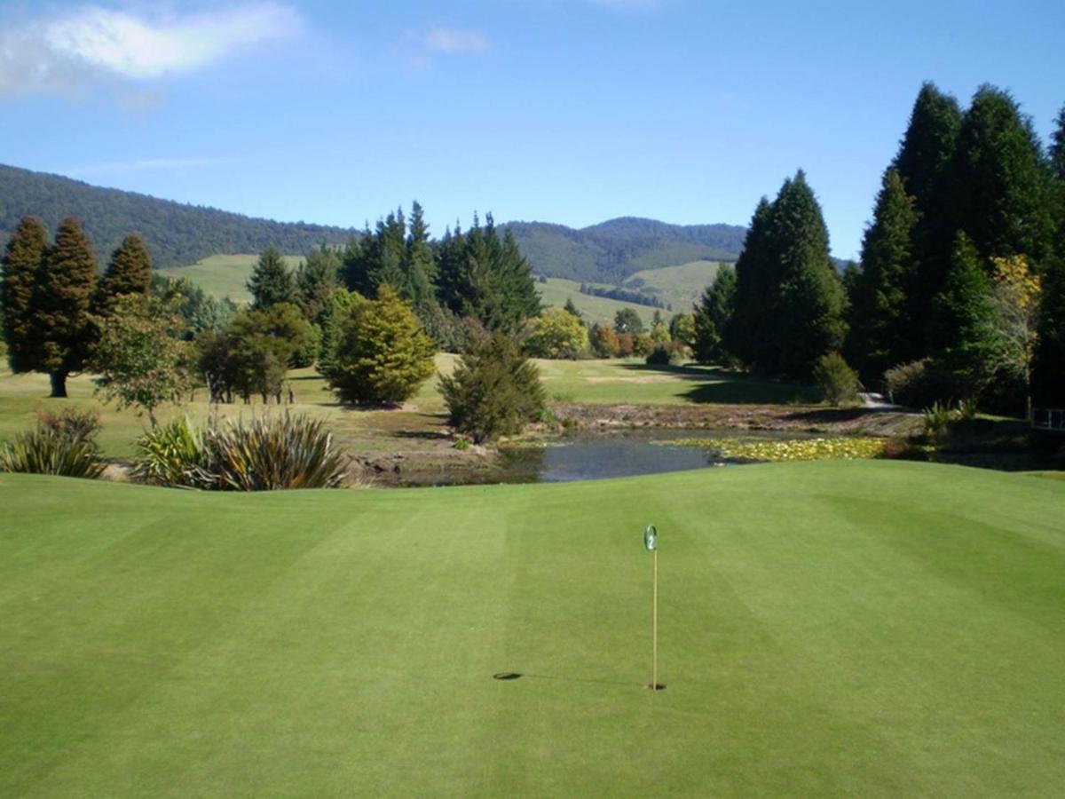 Rainbow Motel & Hot Pools Turangi Exterior photo