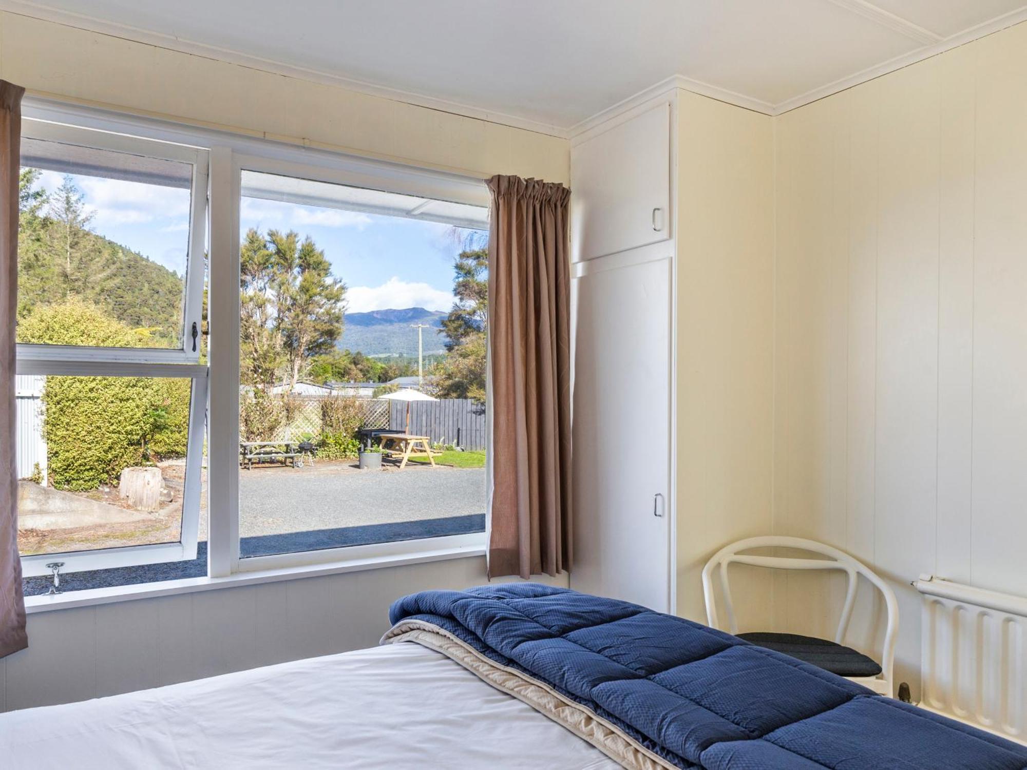 Rainbow Motel & Hot Pools Turangi Room photo